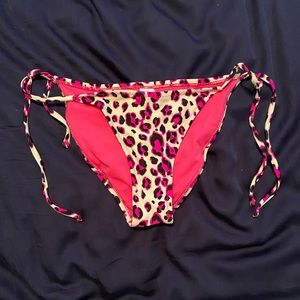 ❤️ Forever 21 Pink Cheetah Leopard Animal Print String Bikini Bottom